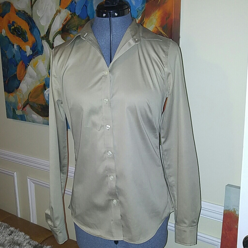 Banana Republic stretch tan, button down